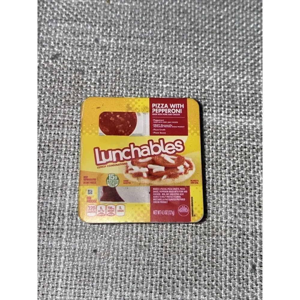 ZURU 5 Mini Brands Food Lunchables Pizza with Pepperoni
